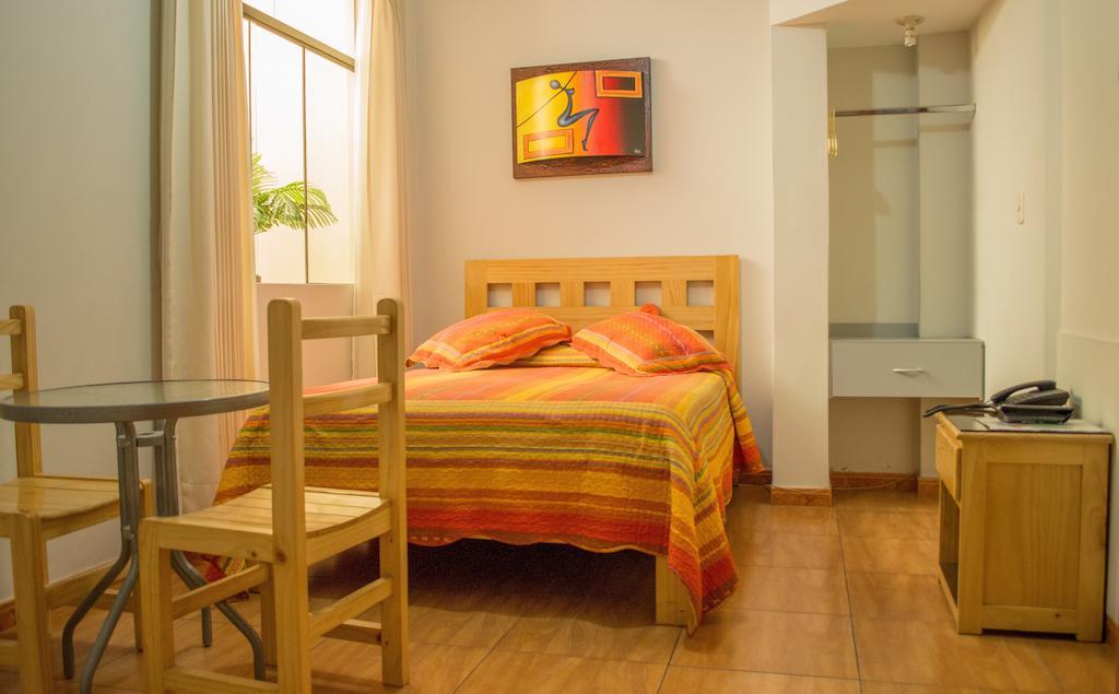 Takora Inn Tacna Exterior photo